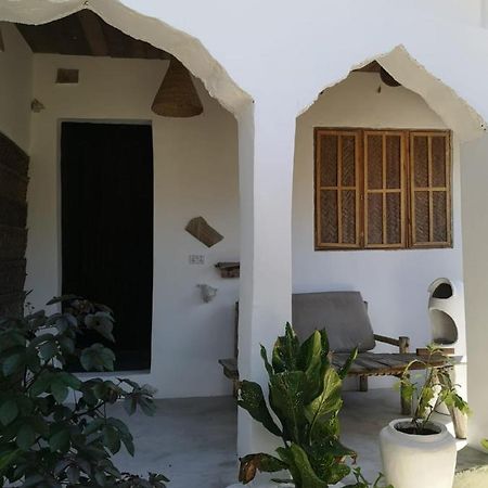 Wow Beach House จัมเบียนี ภายนอก รูปภาพ